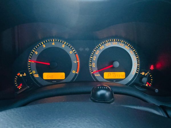2017 Toyota Corollo Quest 1.6 Automatic - Image 12