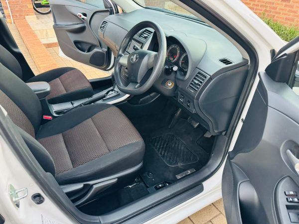 2017 Toyota Corollo Quest 1.6 Automatic - Image 7