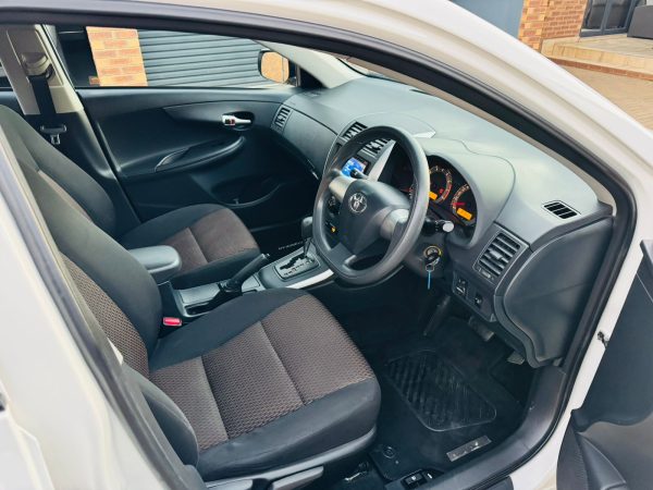 2017 Toyota Corollo Quest 1.6 Automatic - Image 8