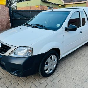 2018 Nissan NP200 1.6 A/C Safety Pack