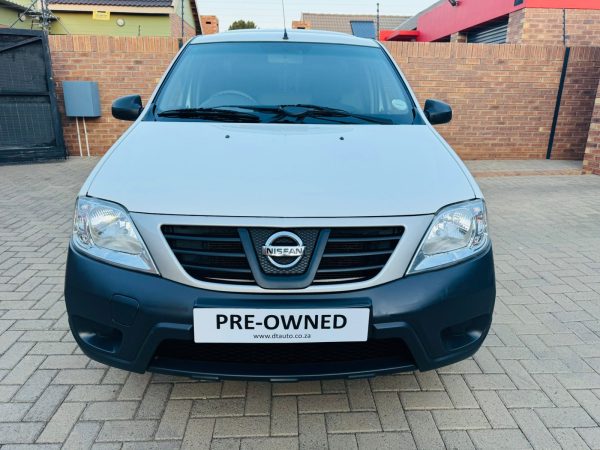 2018 Nissan NP200 1.6 A/C Safety Pack - Image 2