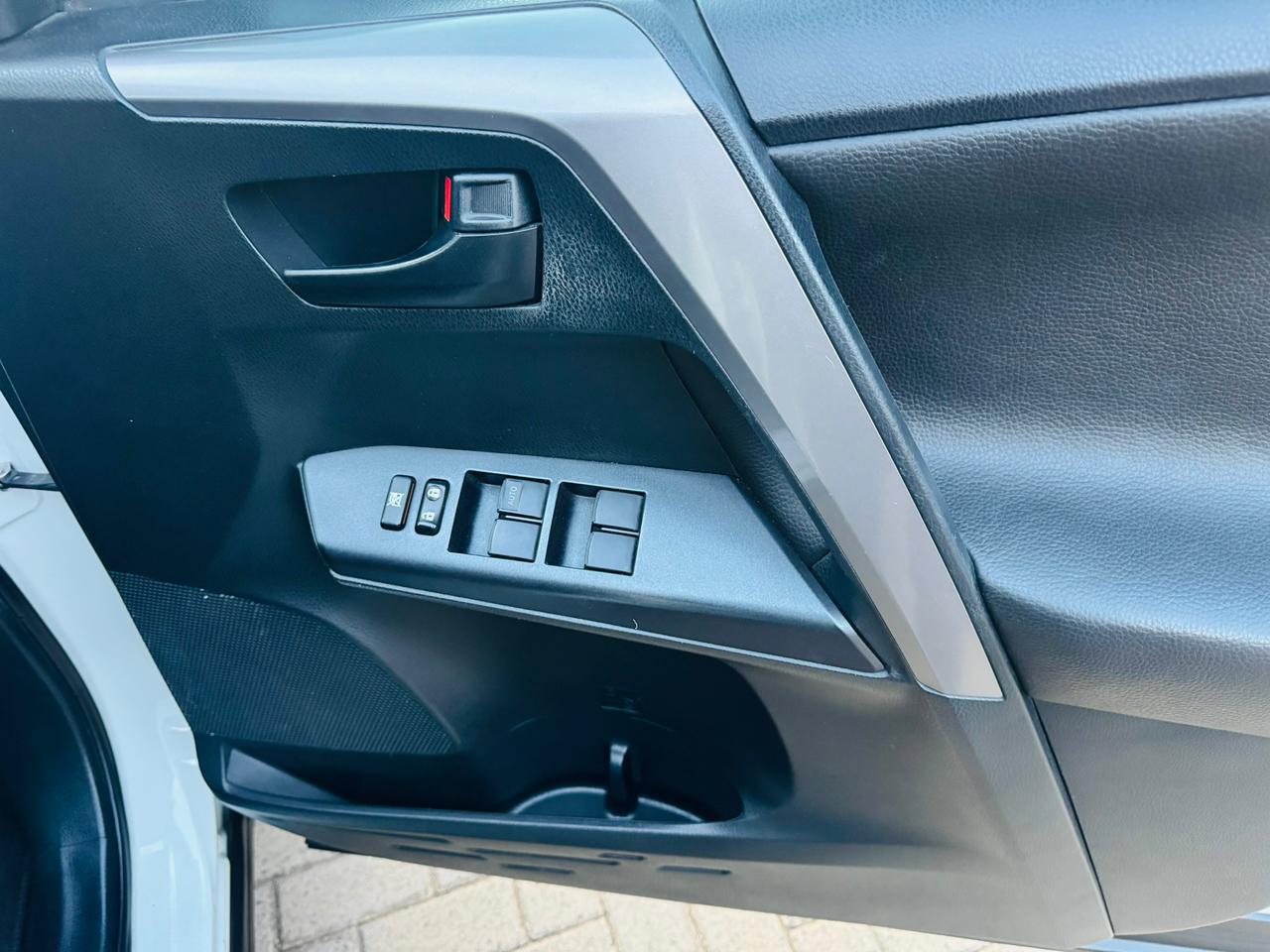 2017 Toyota RAV4 2.0 GC Petrol Automatic - Image 11
