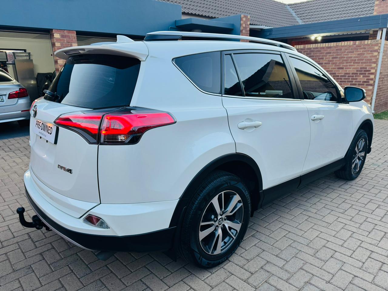 2017 Toyota RAV4 2.0 GC Petrol Automatic - Image 6