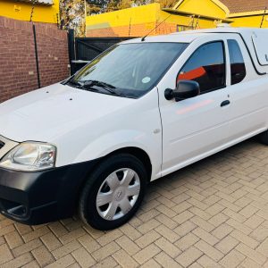 2015 Nissan NP200 1.5 DCI A/C Safety Pack