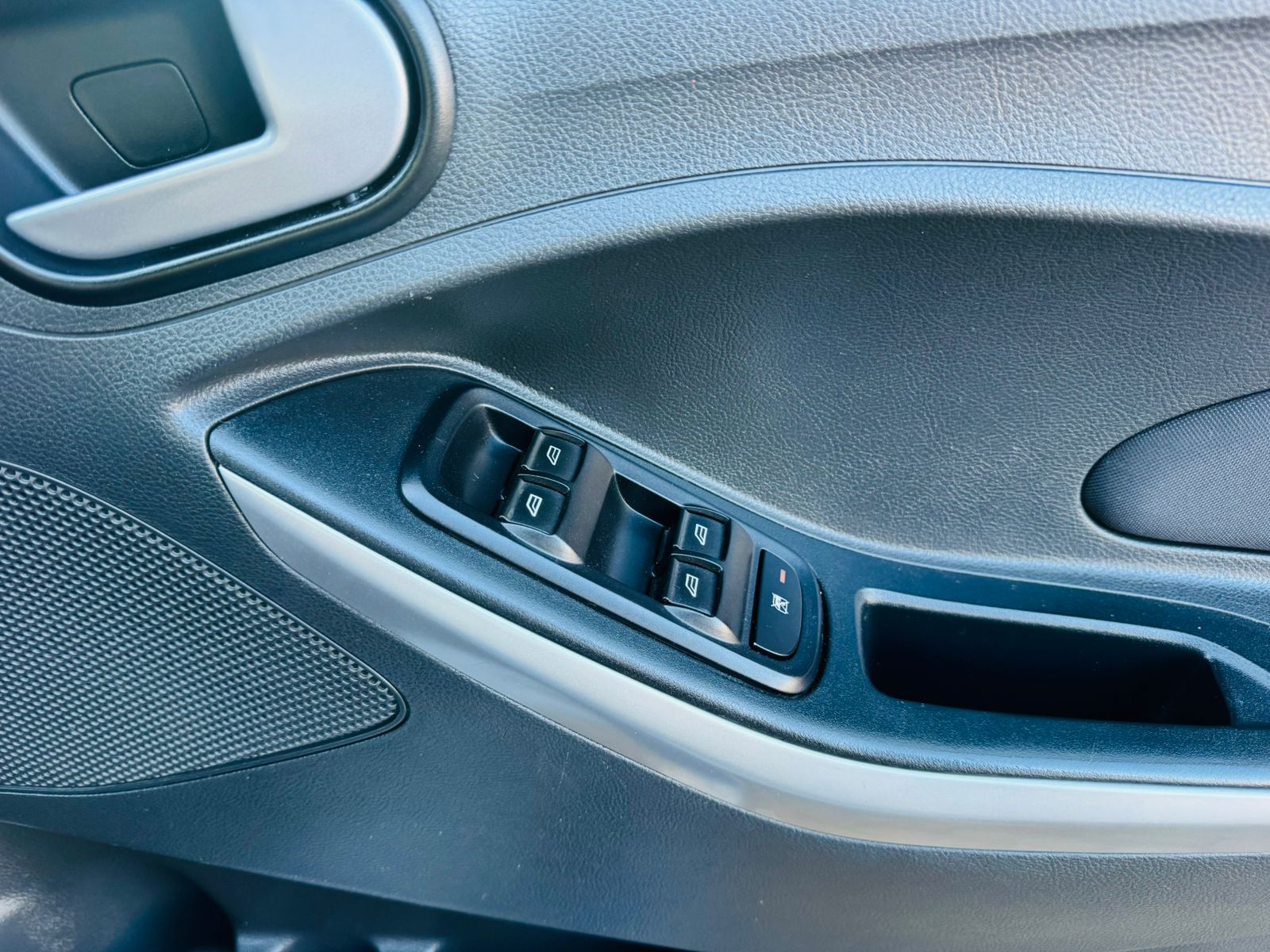2020 Ford Figo 1.5Ti VCT  Hatch - Image 13