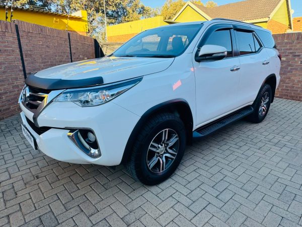 2016 Toyota Fortuner 2.4 GD-6 Raised Body Automatic