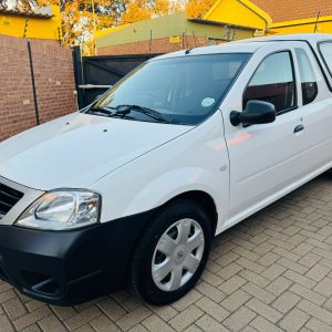 2022 Nissan NP200 1.6 A/C Safety Pack