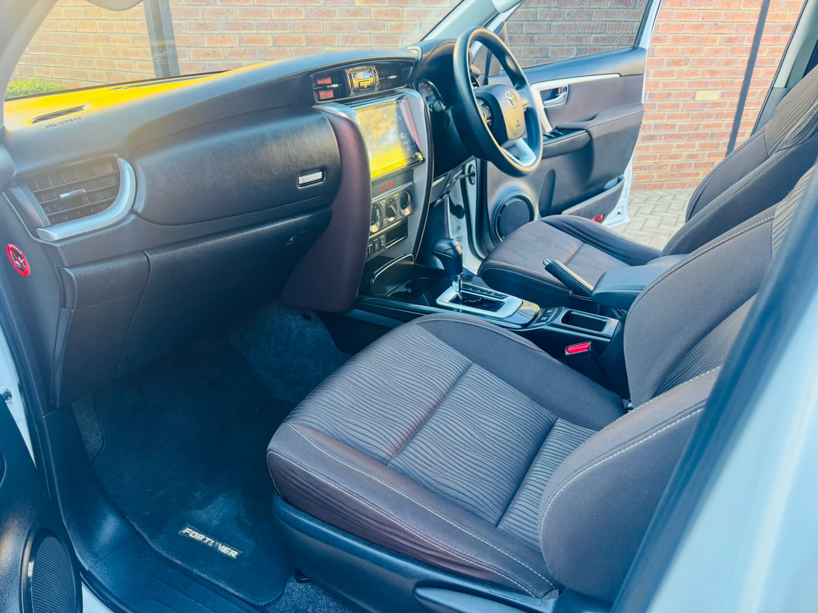 2016 Toyota Fortuner 2.4 GD-6 Raised Body Automatic - Image 10