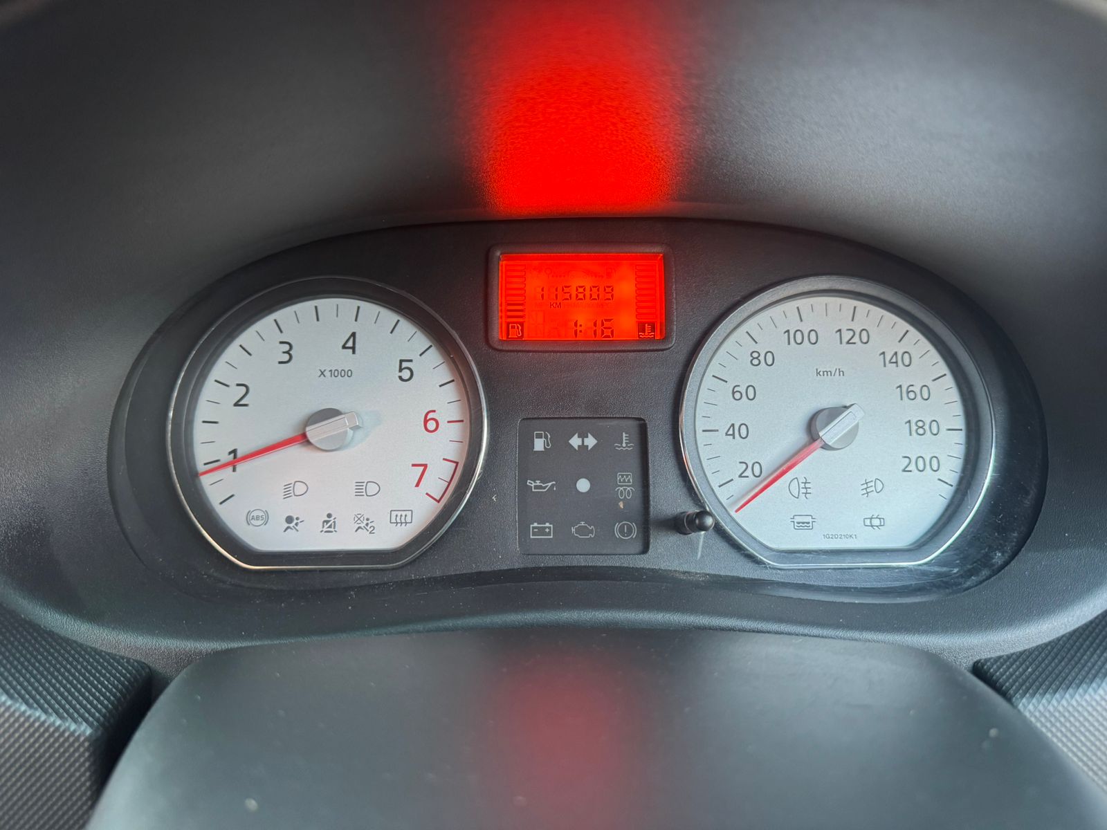 2022 Nissan NP200 1.6 A/C Safety Pack - Image 10