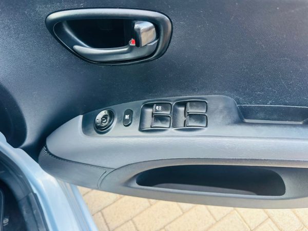 2012 Hyundai I10 1.1 GLS / Motion - Image 11