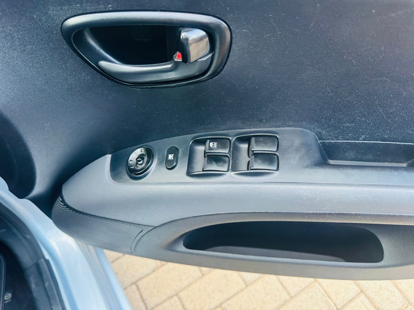 2012 Hyundai I10 1.1 GLS / Motion - Image 11