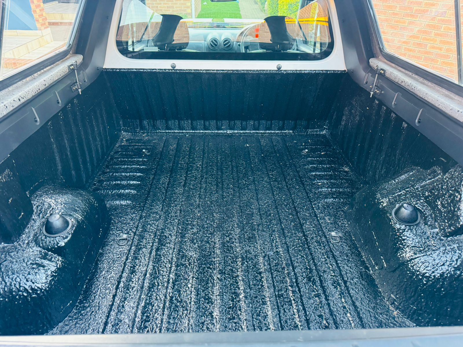 2022 Nissan NP200 1.6 A/C Safety Pack - Image 14