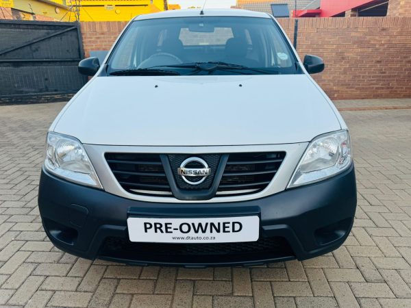 2022 Nissan NP200 1.6 A/C Safety Pack - Image 2