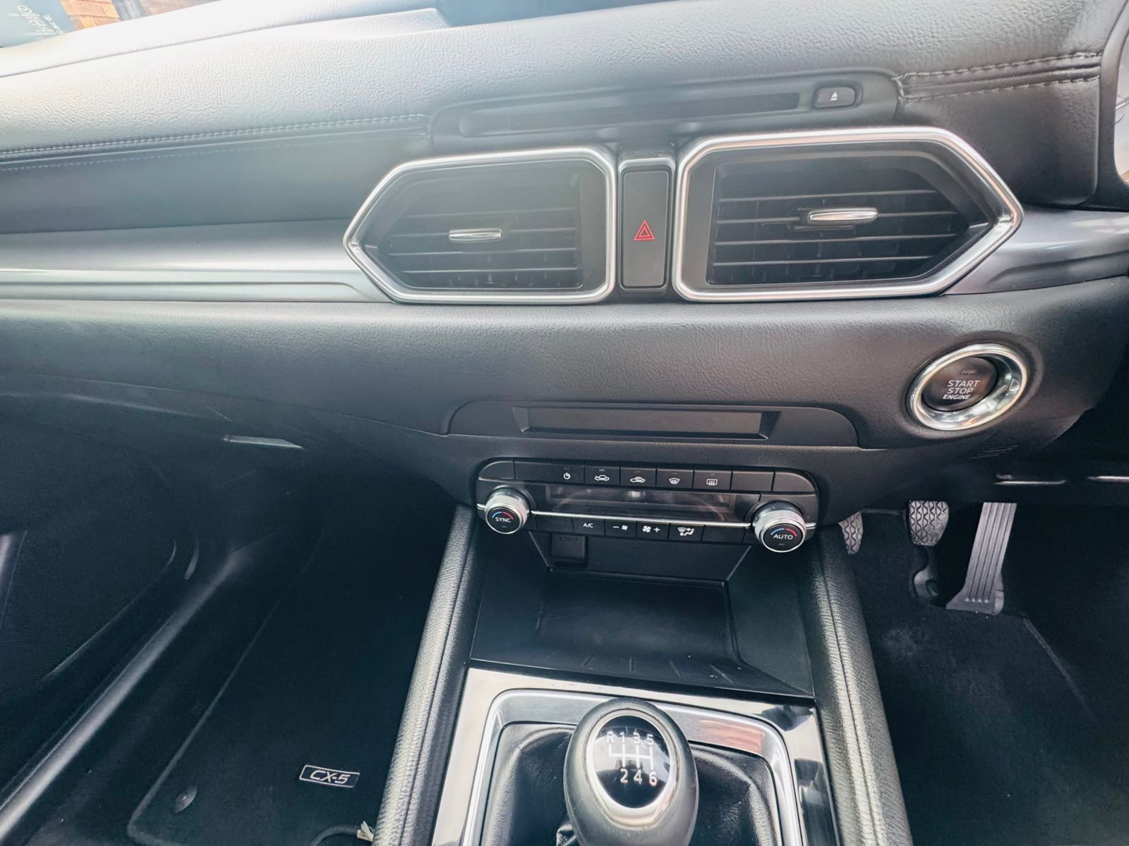 2019 Mazda CX-5 2.0 Dynamic - Image 10