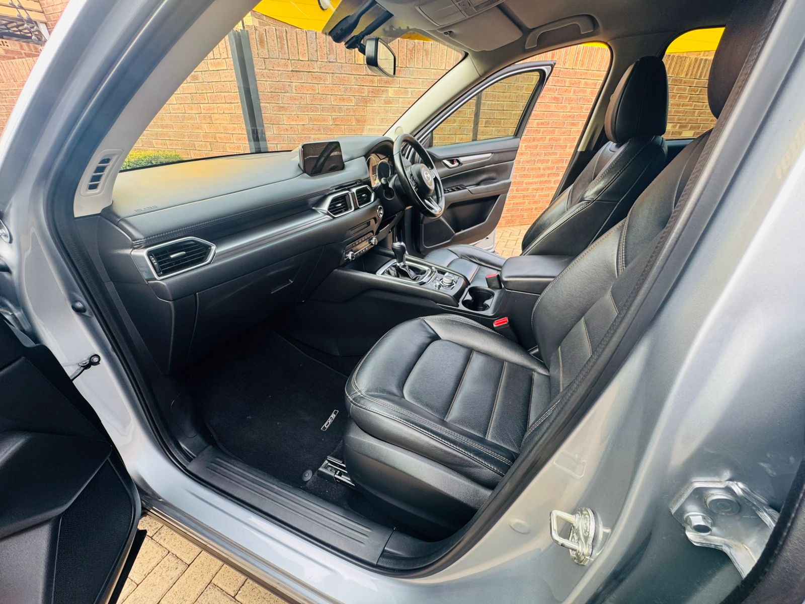 2019 Mazda CX-5 2.0 Dynamic - Image 12