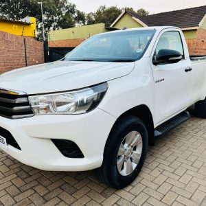 2017 Toyota Hilux 2.4 GD-6 Raised Body SRX Single Cab