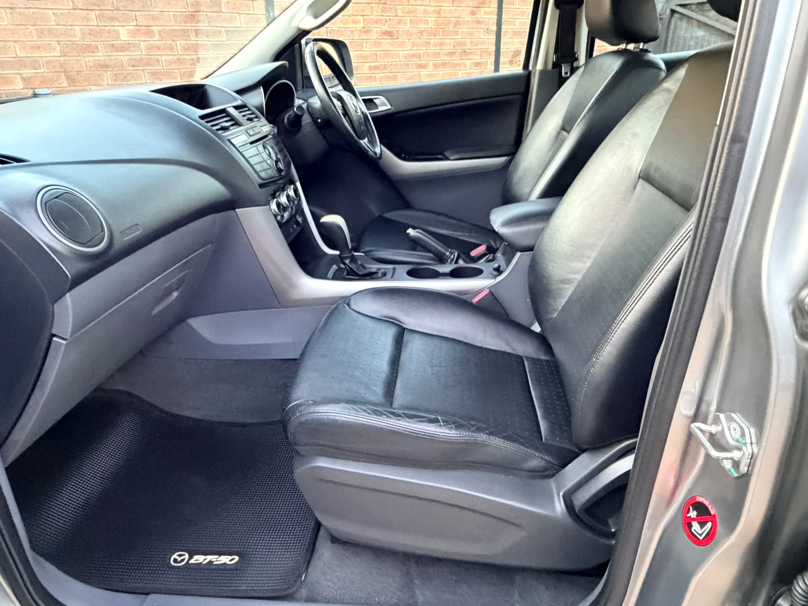 2018 Mazda BT50 2.2 SLE Auto P/U Double Cab - Image 11