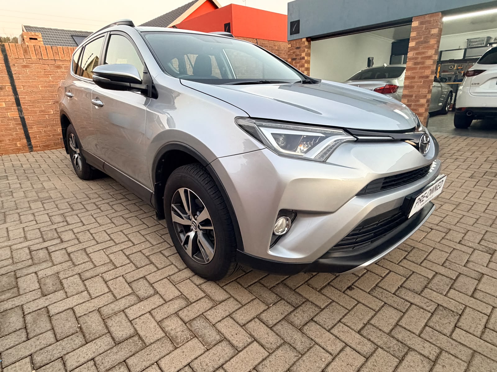 2017 Toyota RAV4 2.0 GX - Image 3